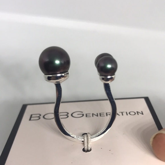 BCBGeneration Silver & Pearl Ring Size 7 NWT - Picture 8 of 10